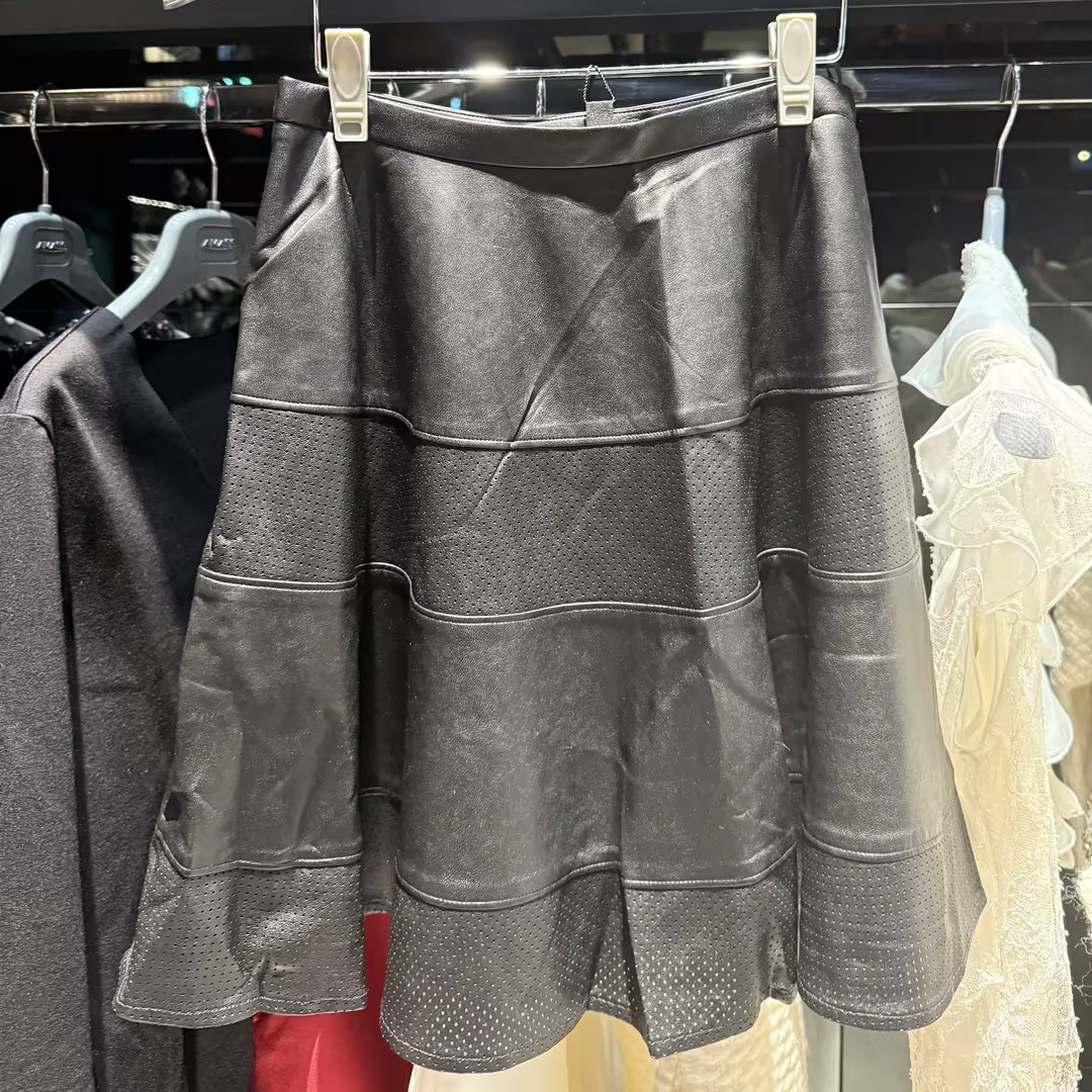 【二折商品，不退不换】阿玛施丽米儿limil高腰半身短裙9001-200074