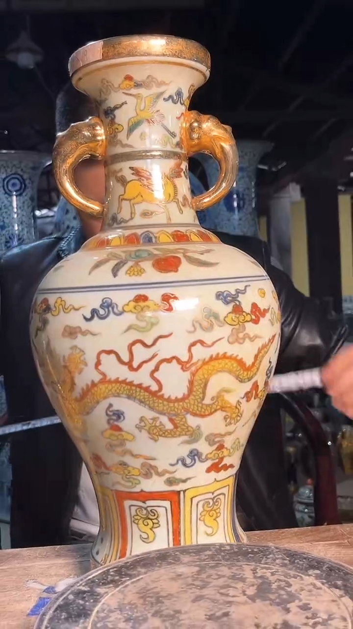 【闪购商品】瓷片222F现代工艺品一个