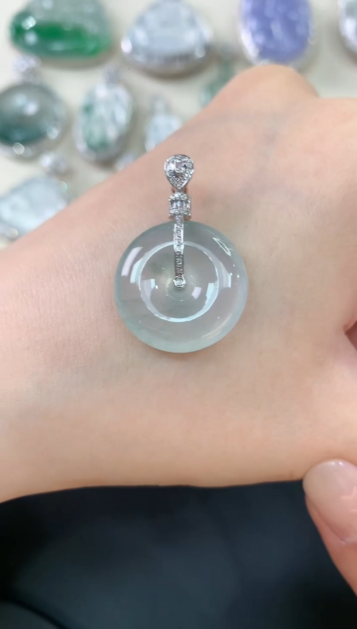 【闪购商品】翡翠吊坠(不含链)18K金镶嵌A520|4800