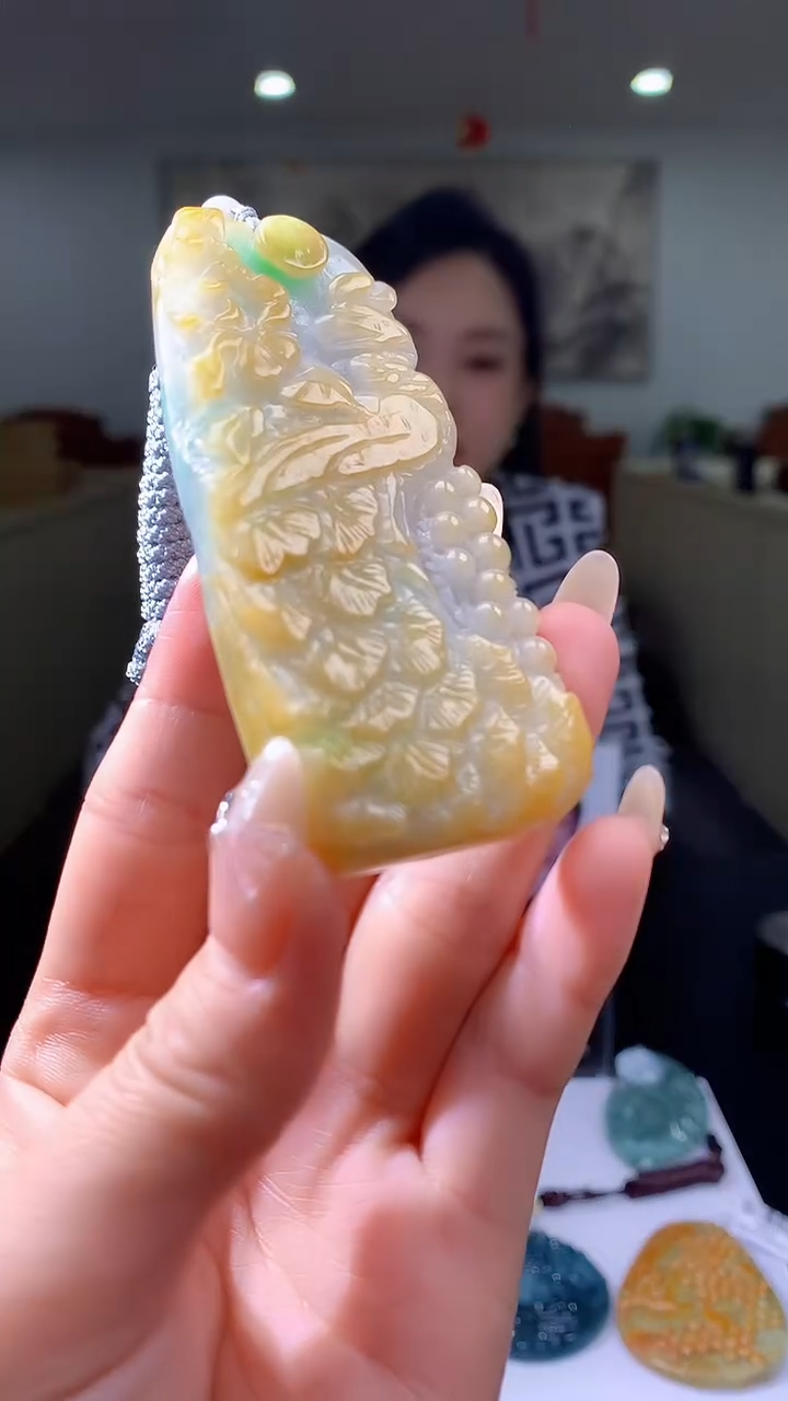 【闪购商品】定制翡翠未镶嵌8018jj-毛货挂件50