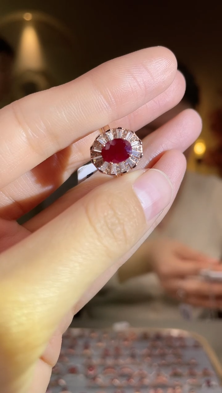 银S925镶嵌手饰红宝石手饰