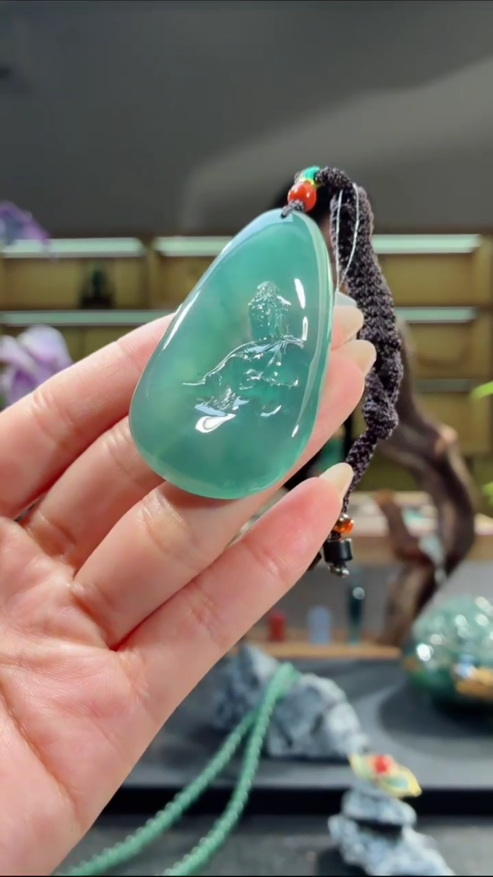 吊坠(不含链)未镶嵌翡翠观音