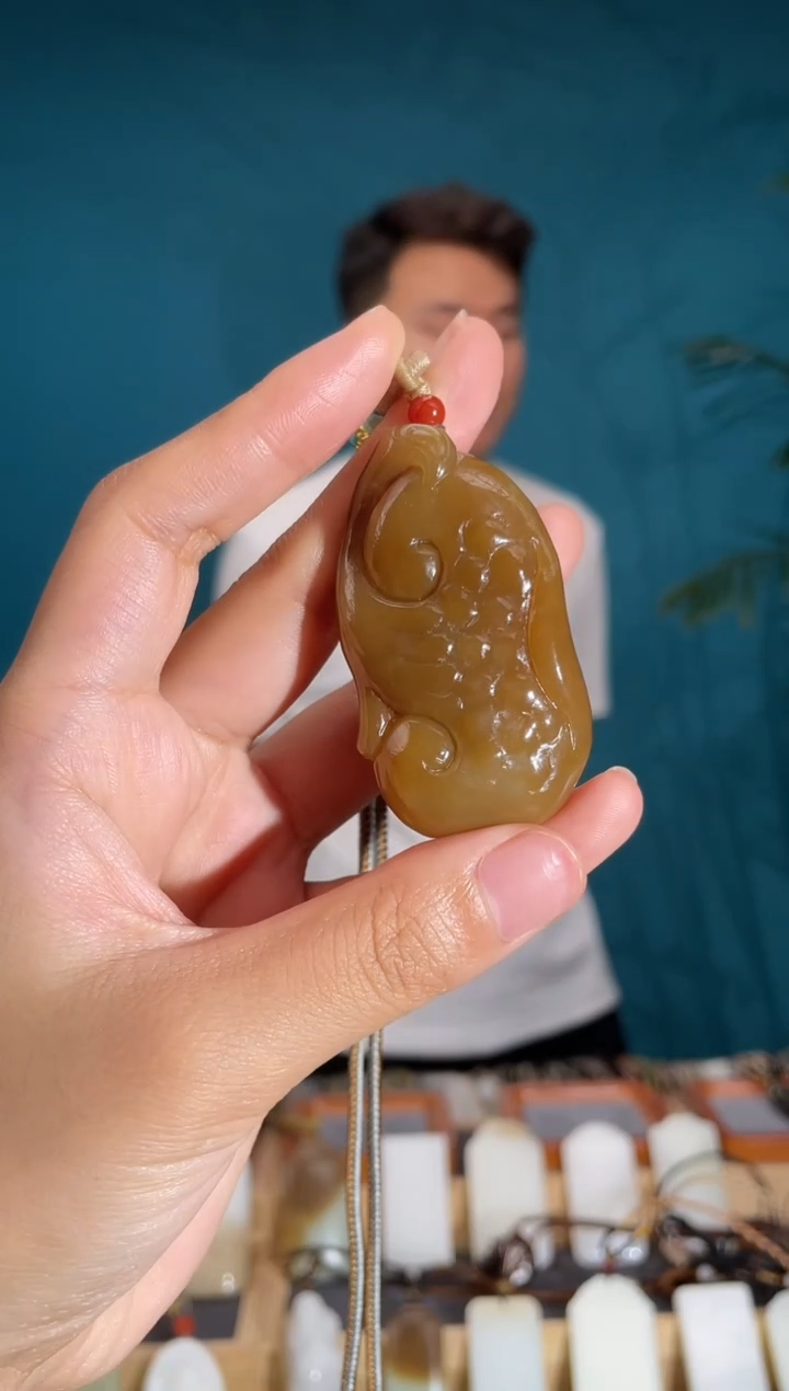 颈饰未镶嵌和田玉1