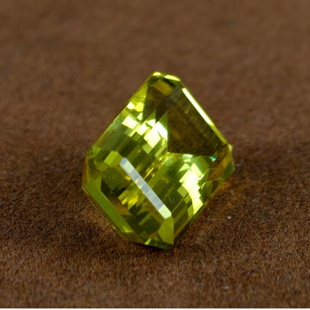 #12.11CT金丝雀实验室蓝宝石高精切裸石支持双检GRM+中检