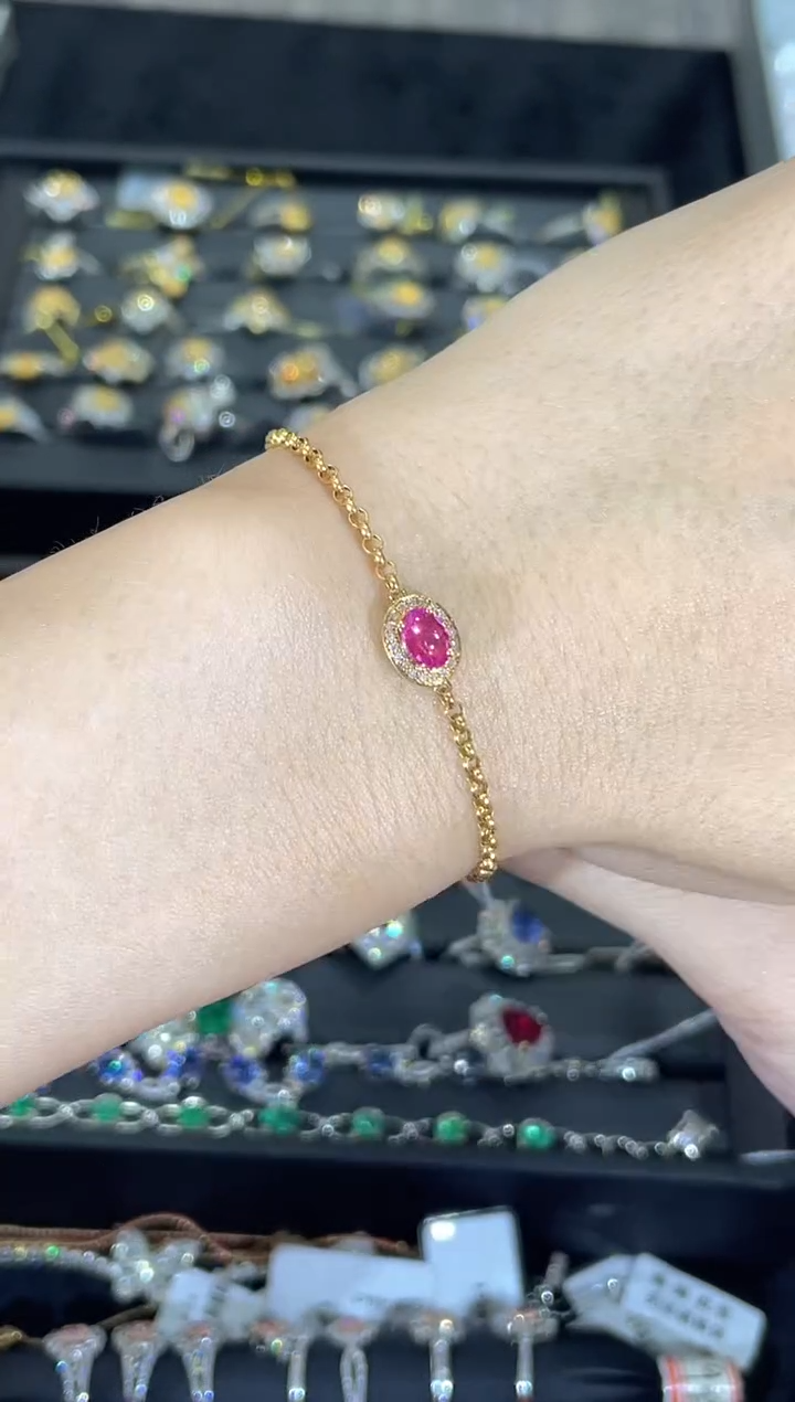 18K金镶嵌手链红宝石    XFY