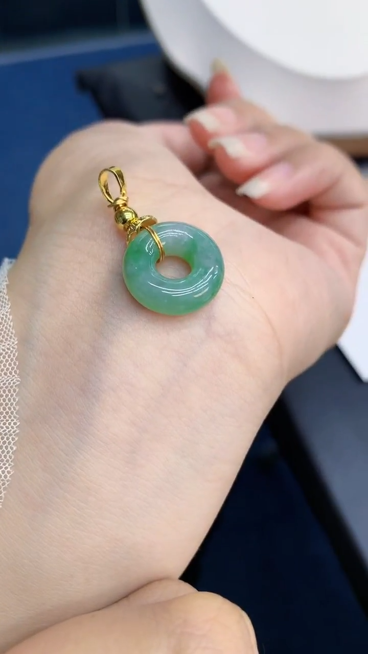 【闪购商品】翡翠颈饰未镶嵌000000008