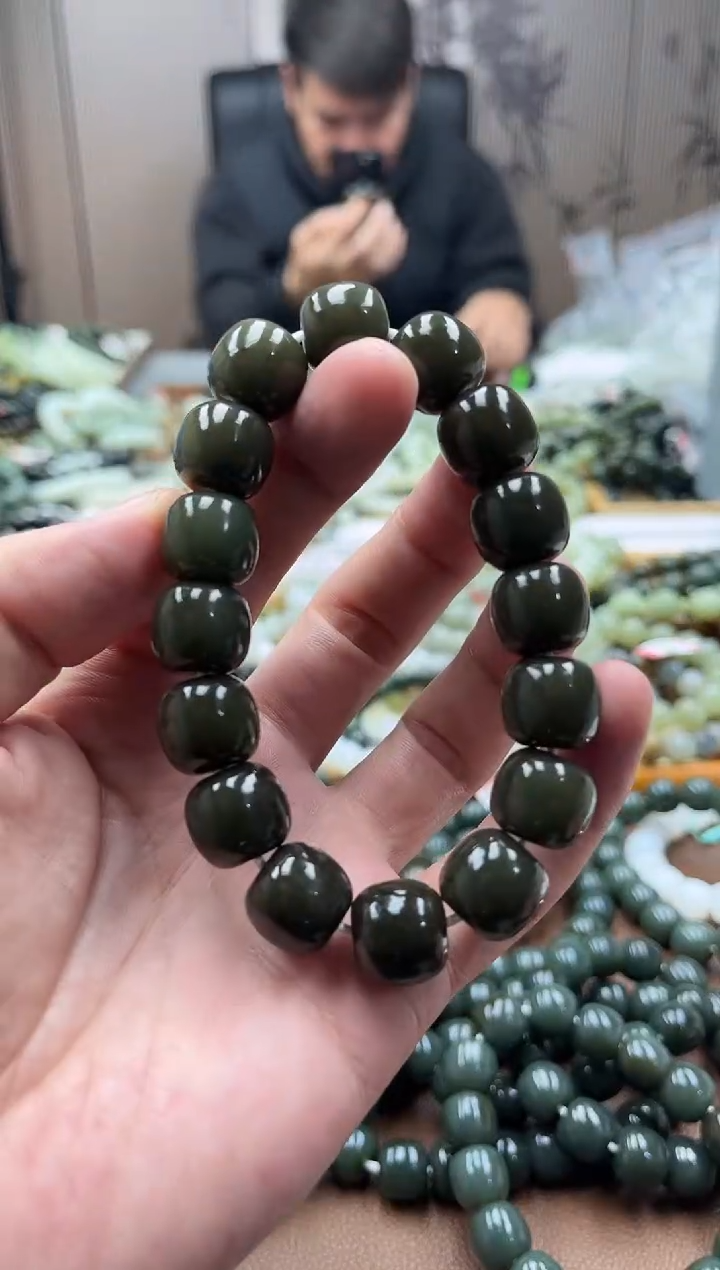 未镶嵌手串和田玉纯天然新疆且末全糖14老型