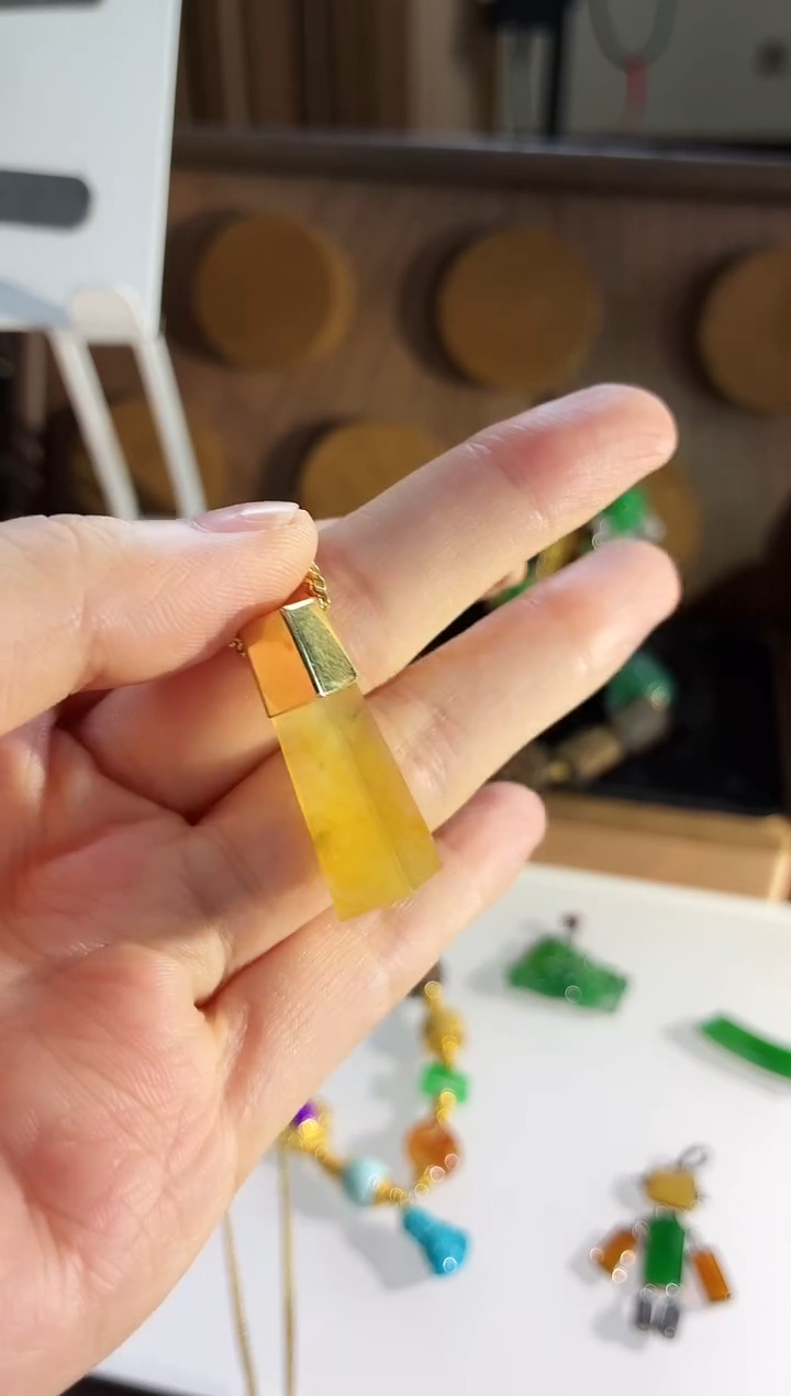 吊坠(不含链)18K金镶嵌翡翠吊坠