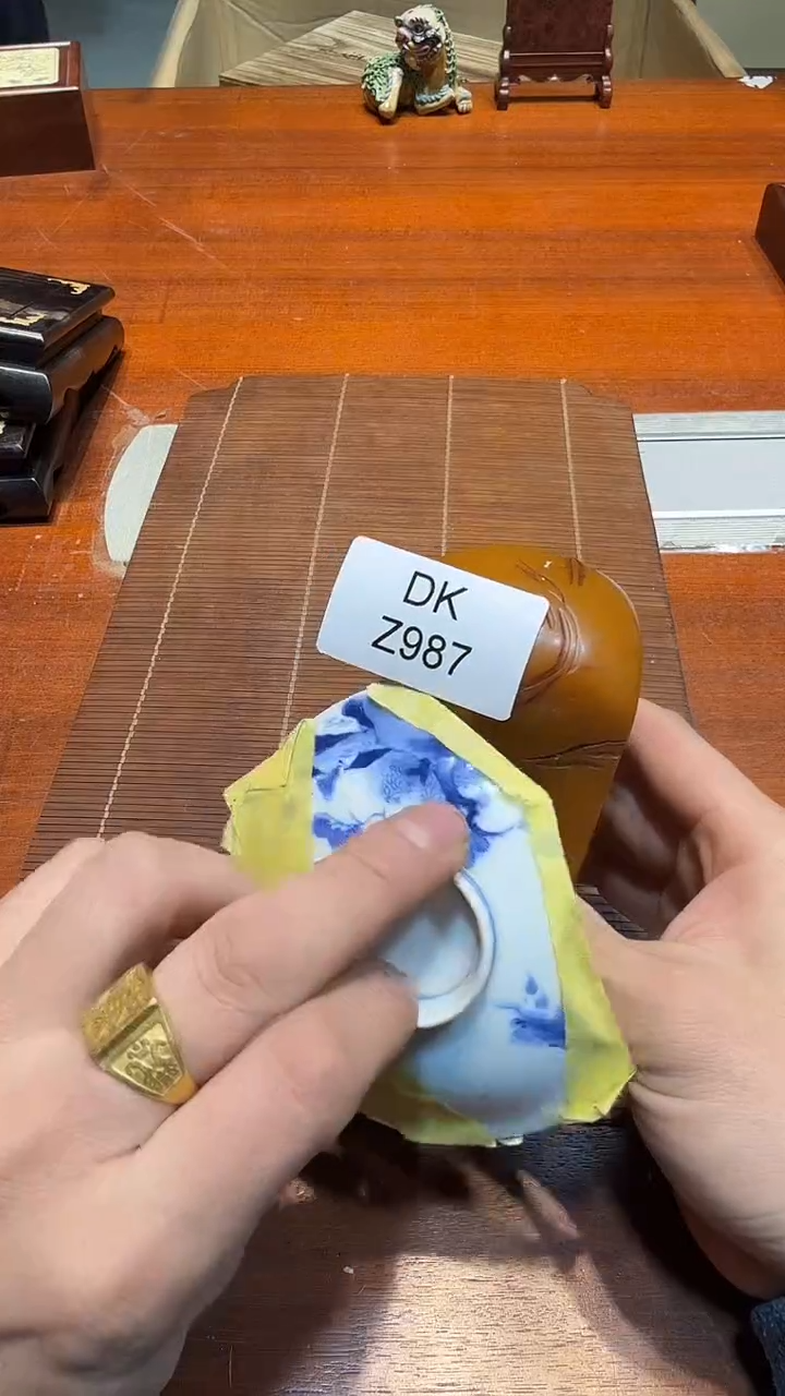 瓷片杨*哈哈哈哈哈987