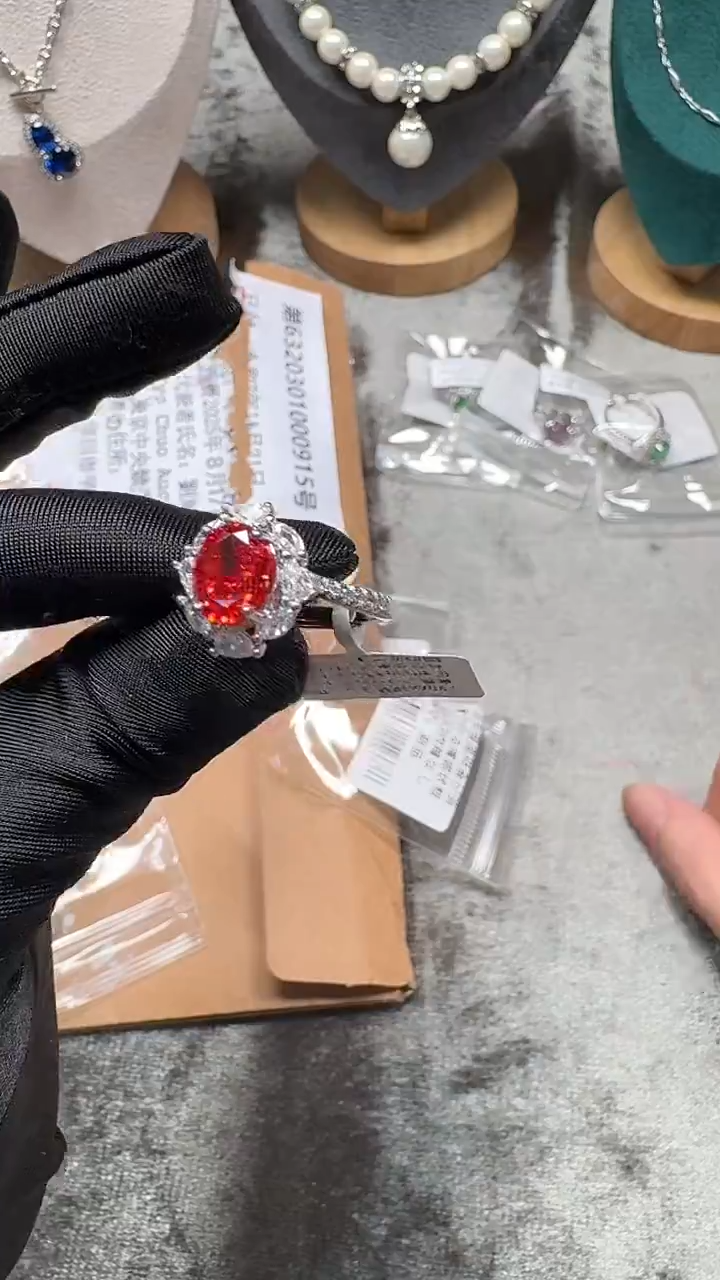 锆石925银时尚饰品如图所示88888888888