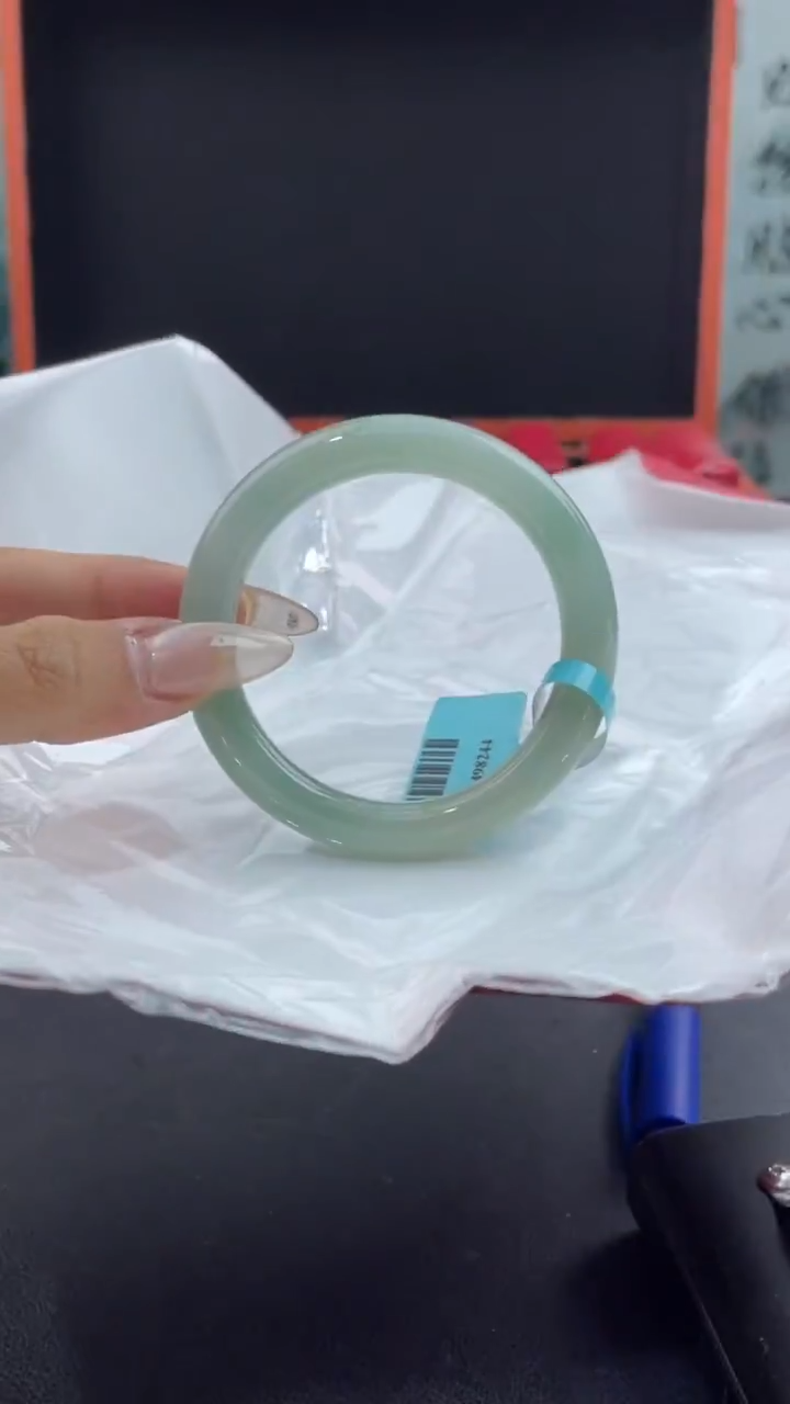 【闪购商品】翡翠手镯未镶嵌26翡翠手镯