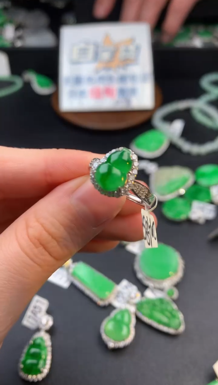 【闪购商品】翡翠戒指银S925镶嵌翡翠