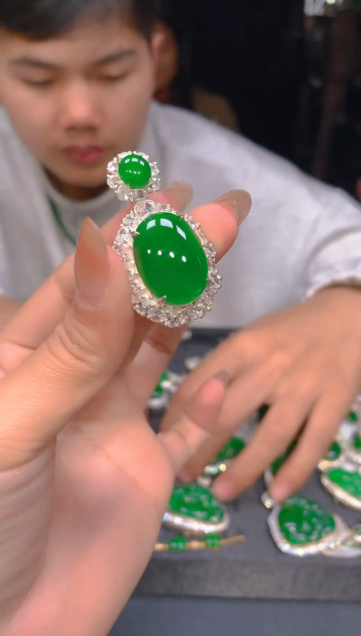 【闪购商品】定制翡翠未镶嵌69定制翡翠 多样性发货（发其一）