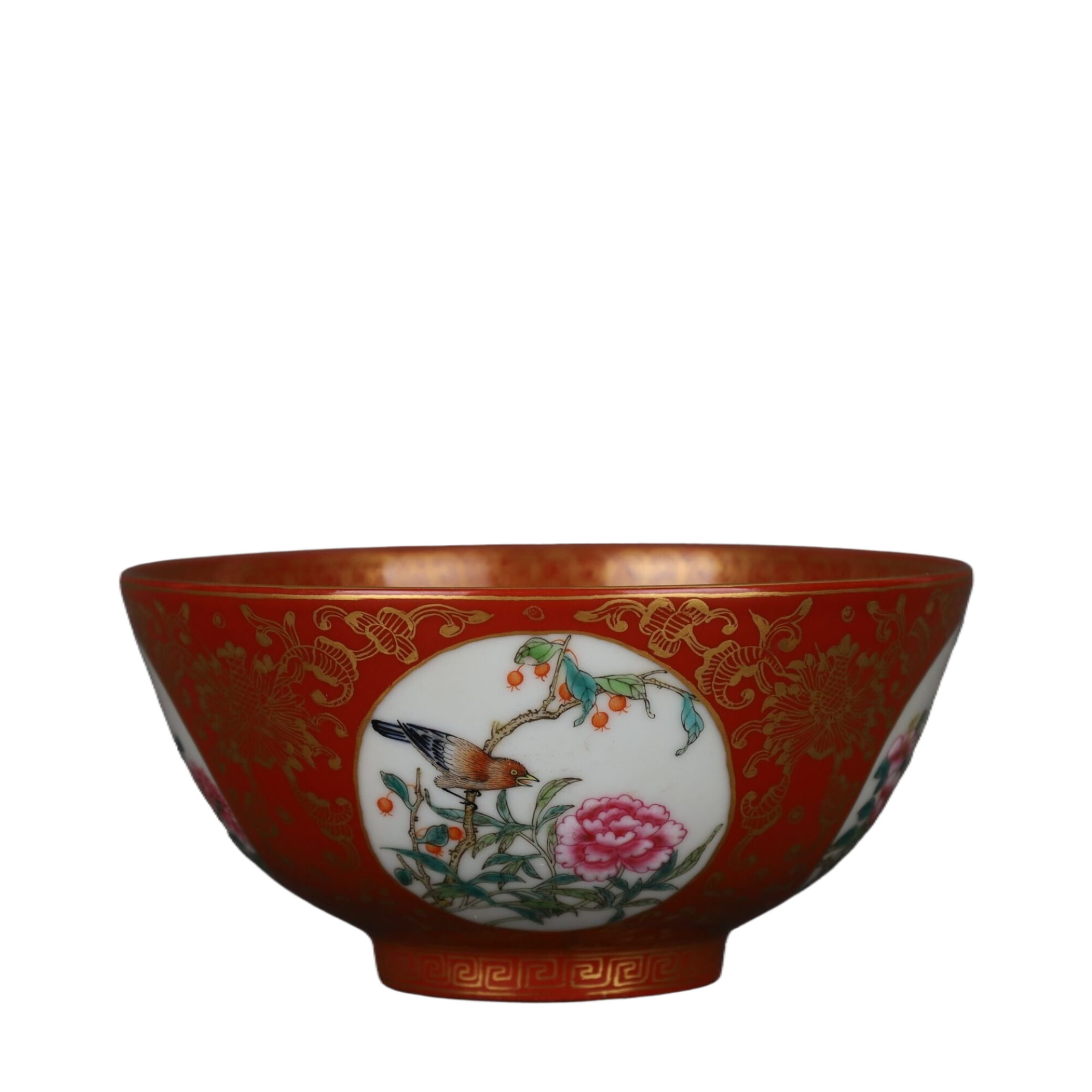 矾红描金开窗粉彩四季花鸟纹碗8356