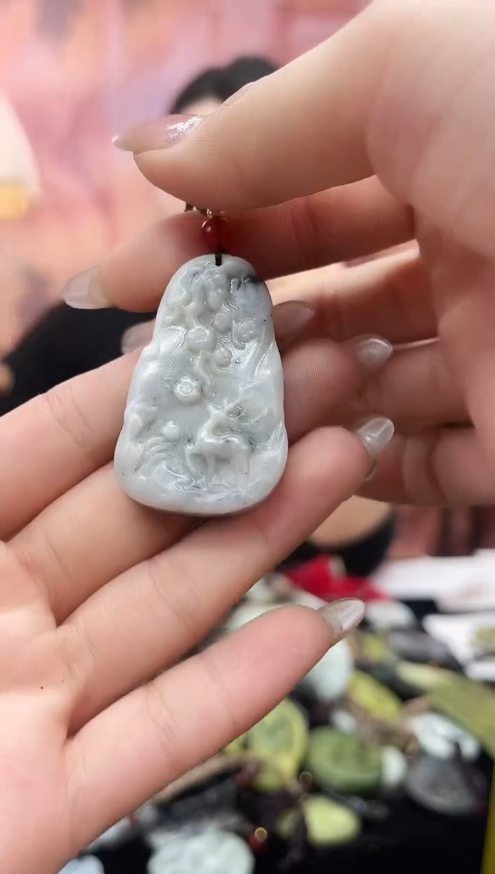 未镶嵌岫玉吊坠·