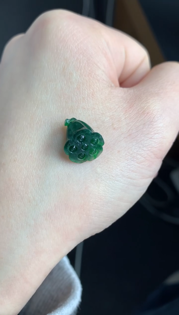 【闪购商品】定制翡翠未镶嵌莲蓬