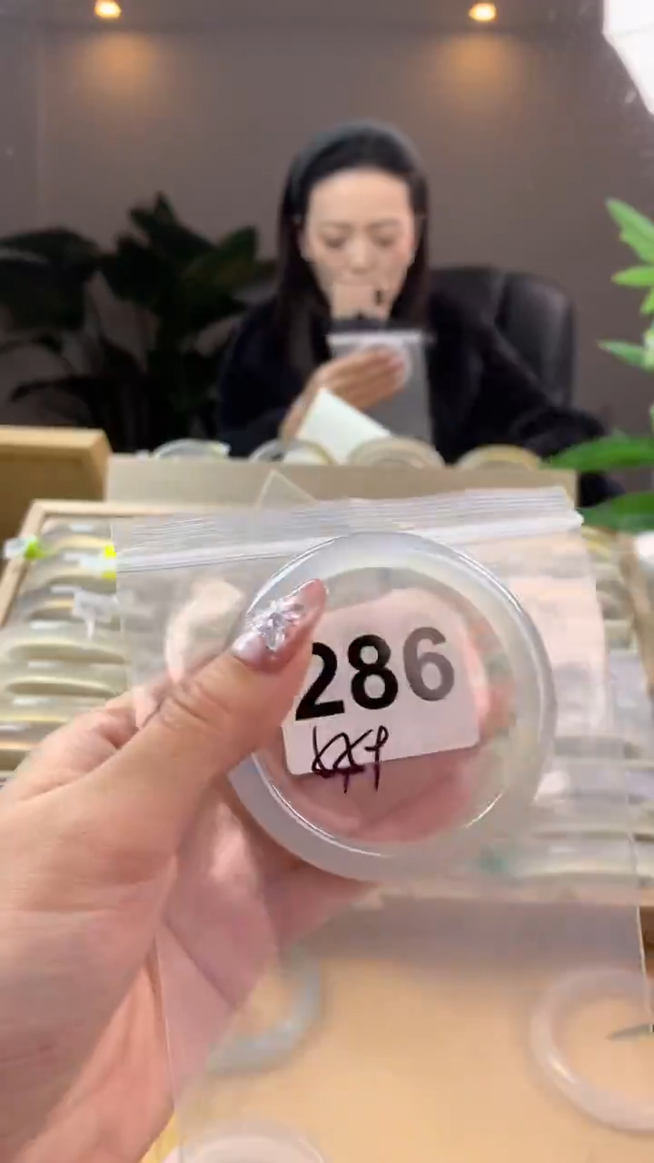 【闪购商品】玛瑙/玉髓手镯未镶嵌286