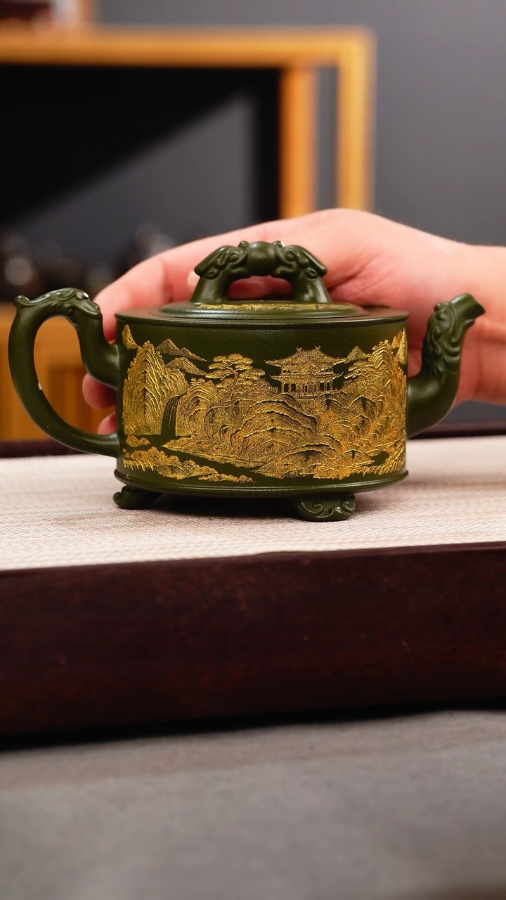 茶壶紫砂绿泥 三羊开泰 描金