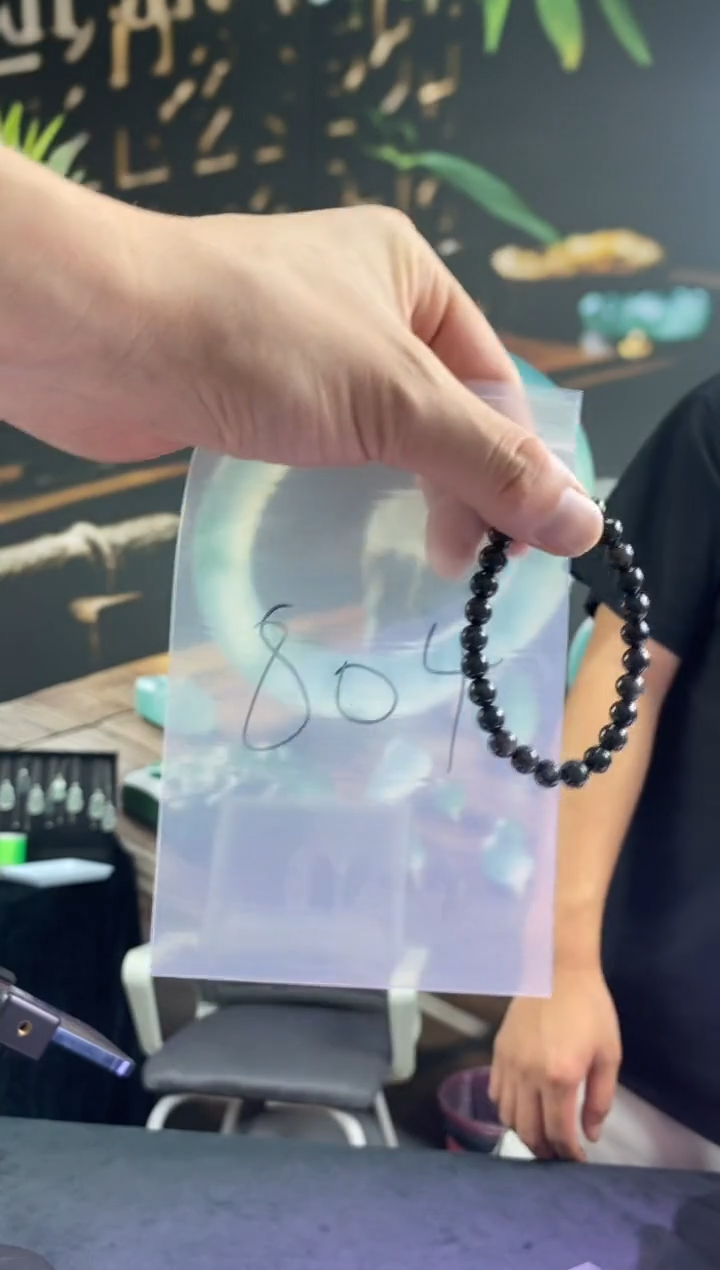 翡翠未镶嵌颈饰（天然A货翡翠没有百分百完美的）804