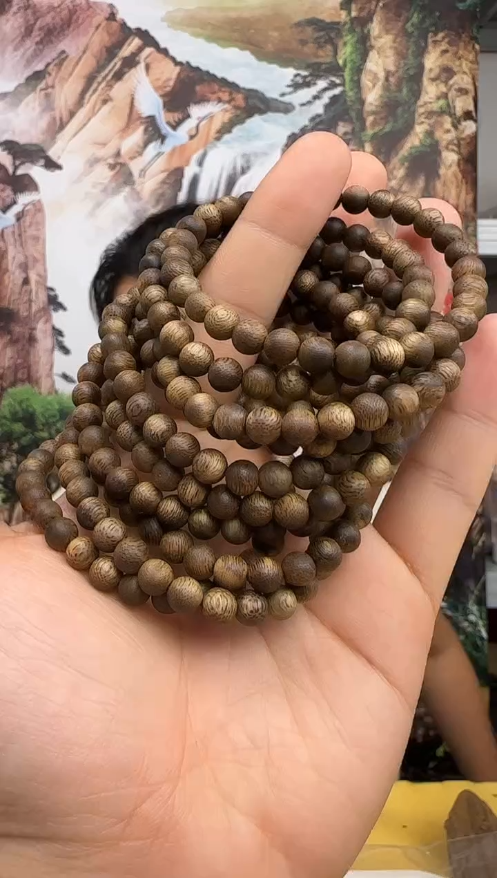 沉香沉香碎屑+Y6奇楠白奇虫漏单圆卡6宠粉多样性发一