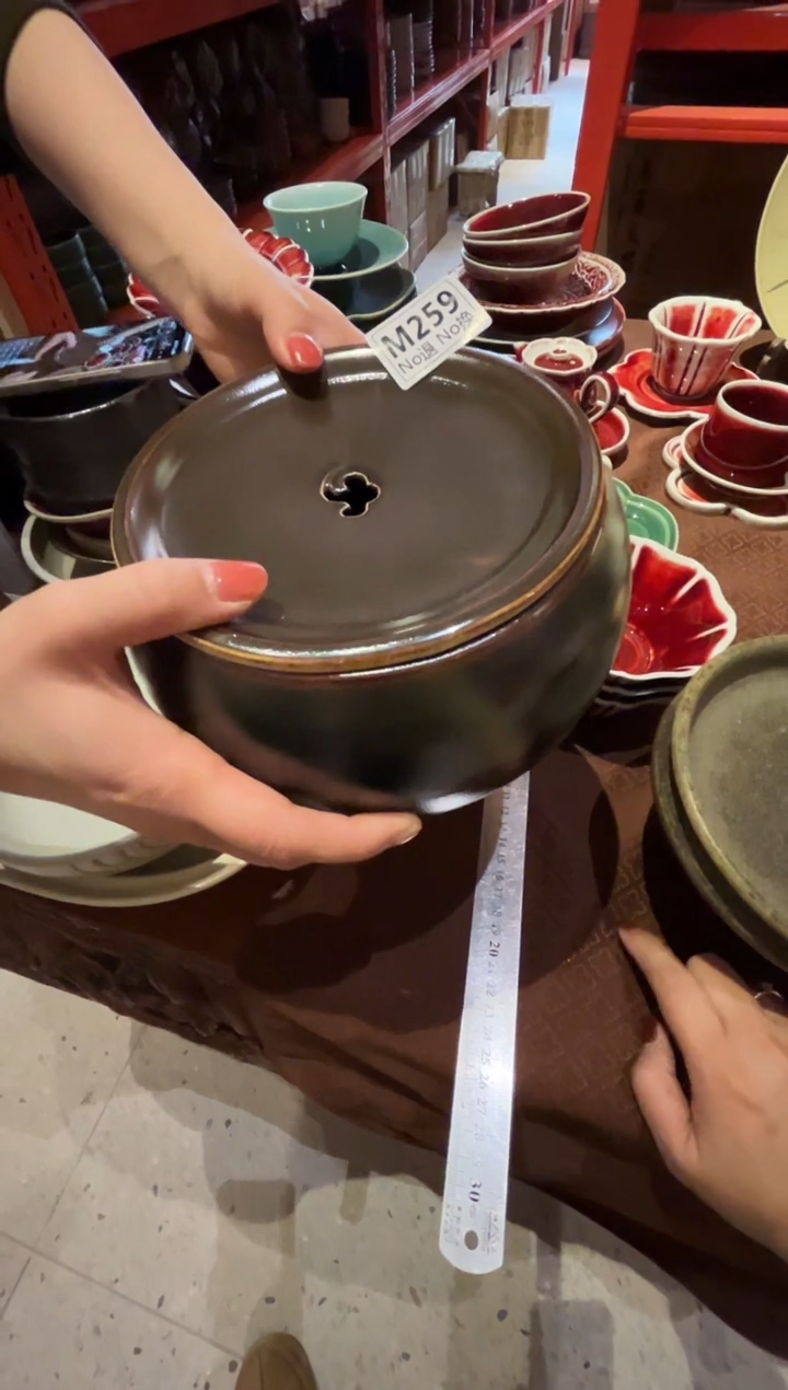 瓷片小***️m259黑金罐福利