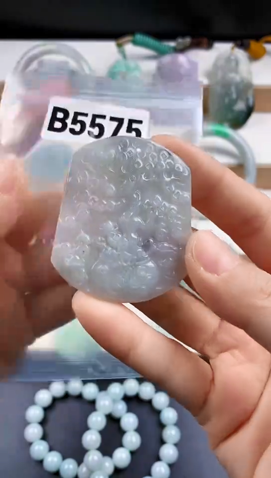 颈饰未镶嵌翡翠天然翡翠吊坠挂件