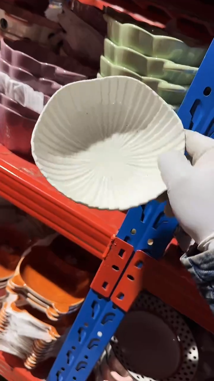 陶瓷条纹异形碗微瑕 凑满20元包邮