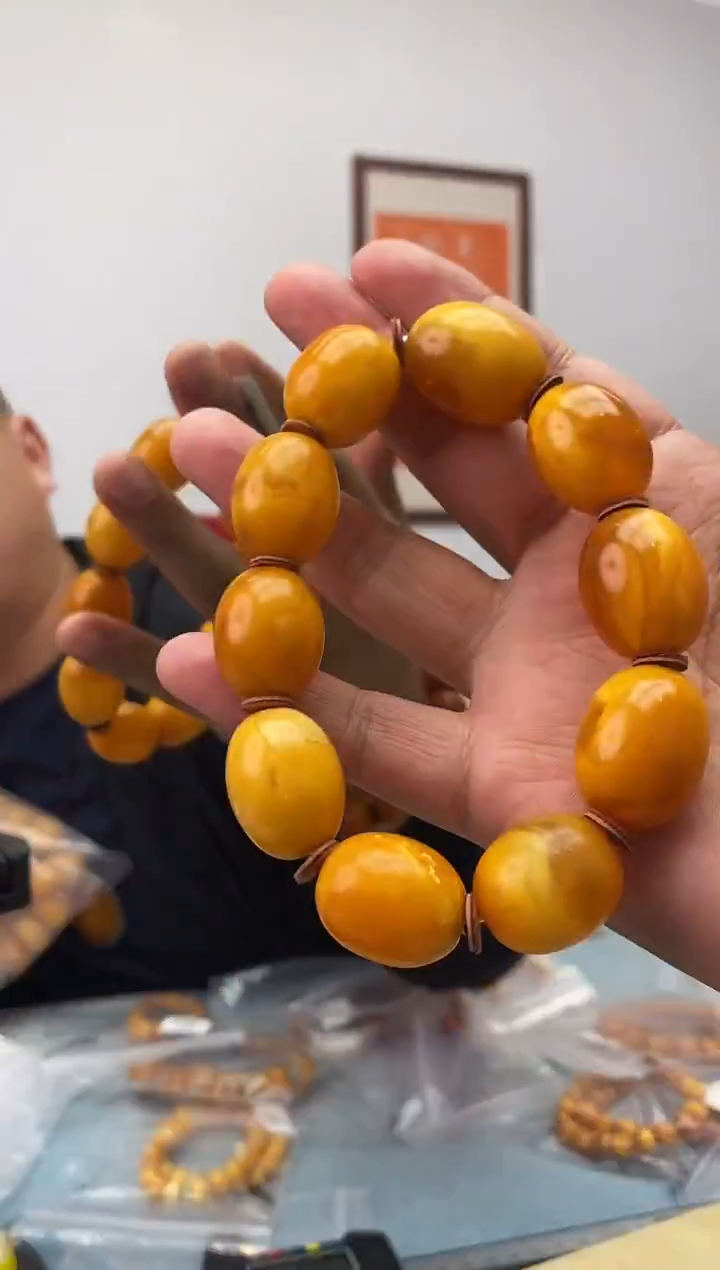 琥珀未镶嵌珠宝奇石假一罚十，多样性发一件046