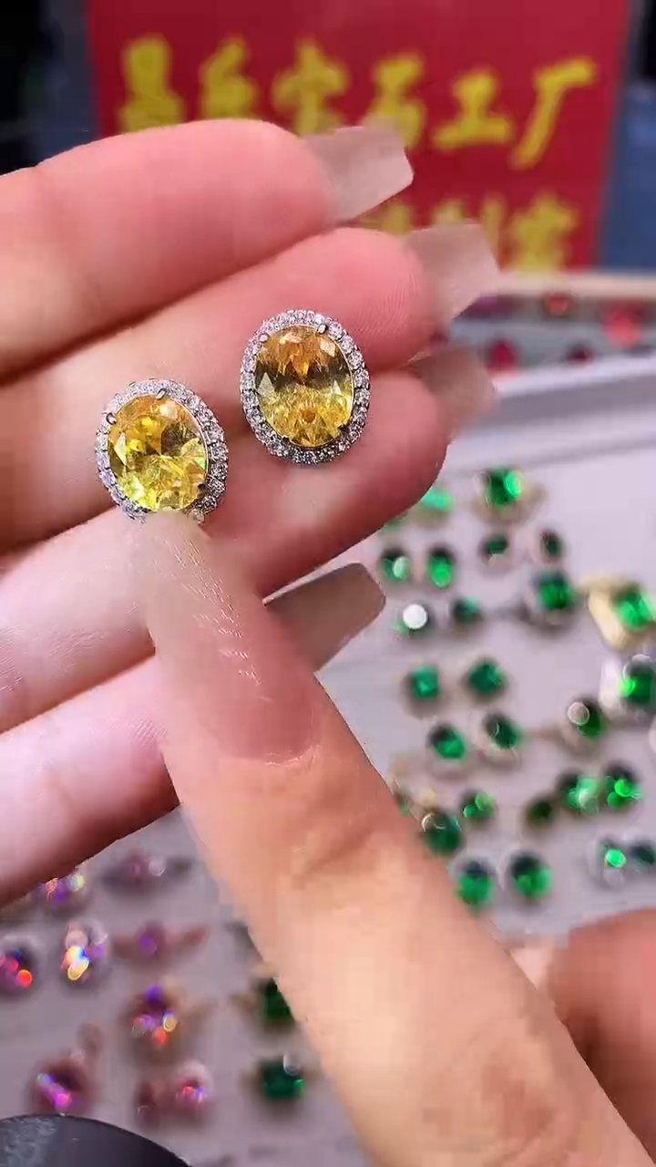 【闪购商品】黄晶耳饰银S925镶嵌1111