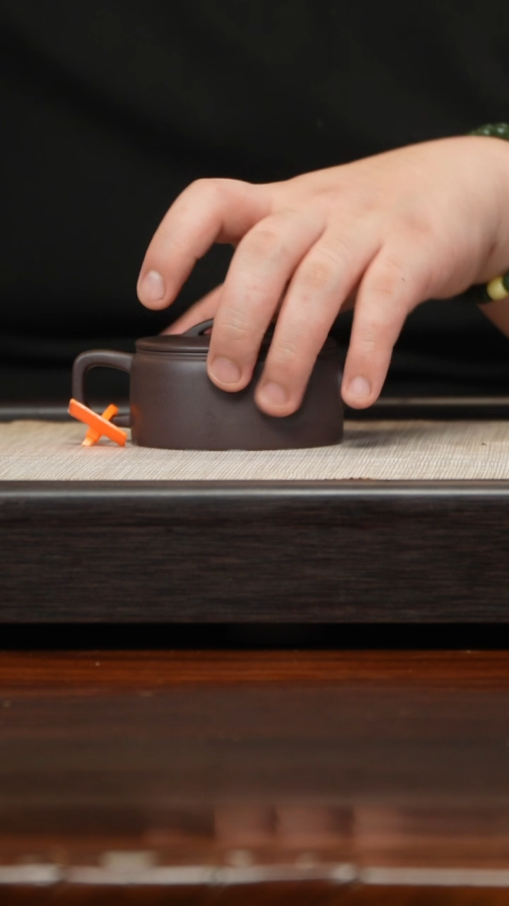 【闪购商品】紫砂茶壶140四底小汉瓦