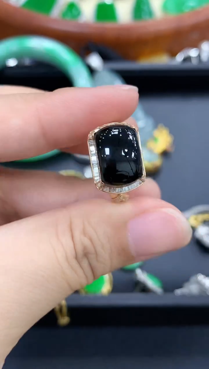 18K金镶嵌戒指翡翠584-中国好珍宝