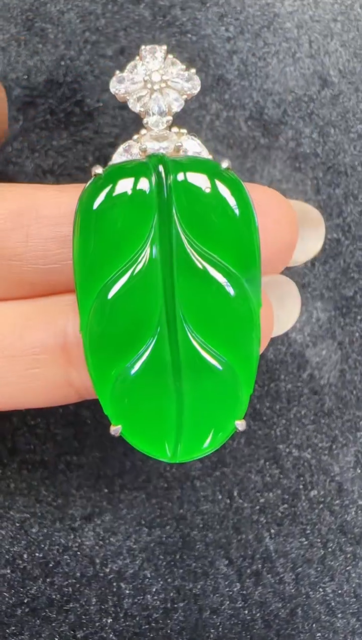 未镶嵌定制翡翠翡翠吊坠134