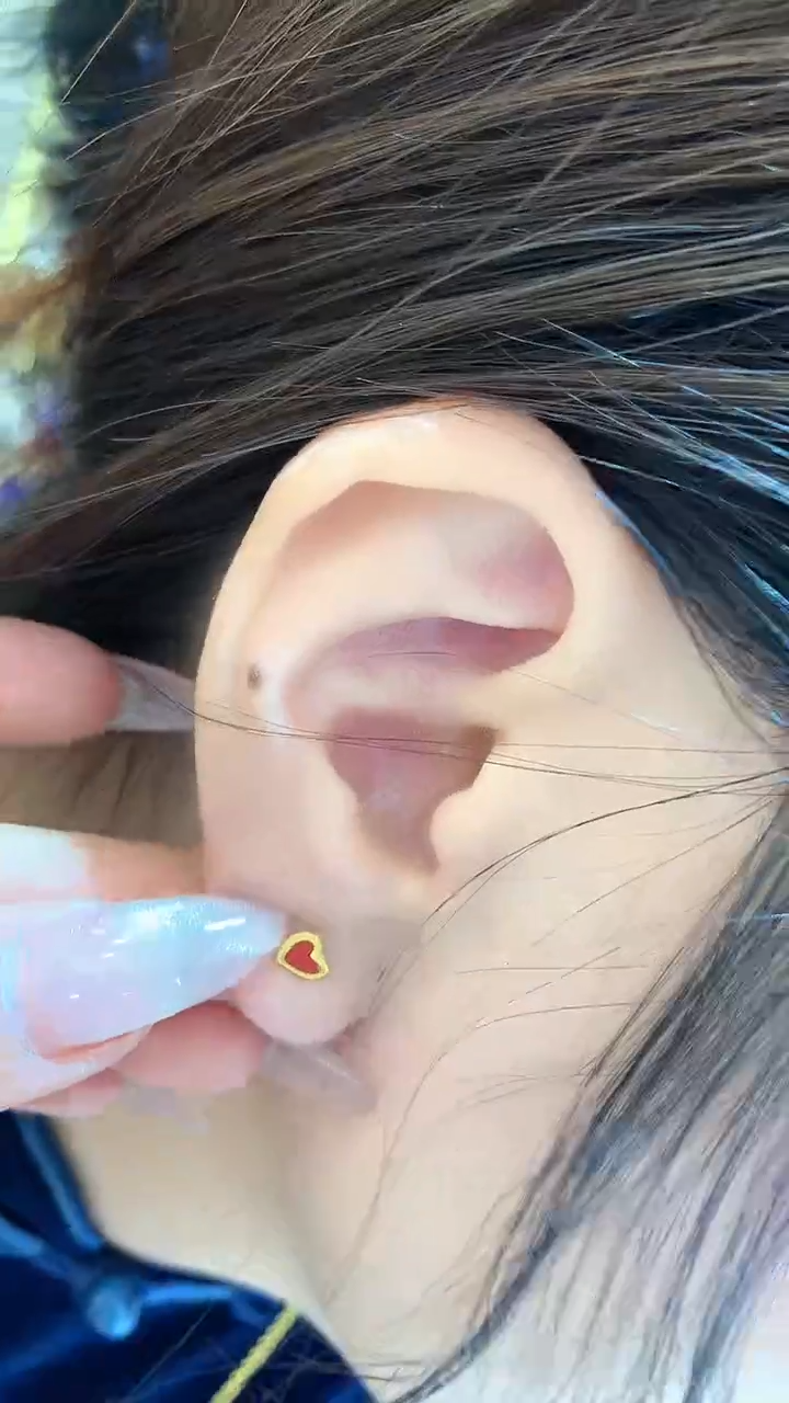 【闪购商品】定制足金耳饰爱心耳饰