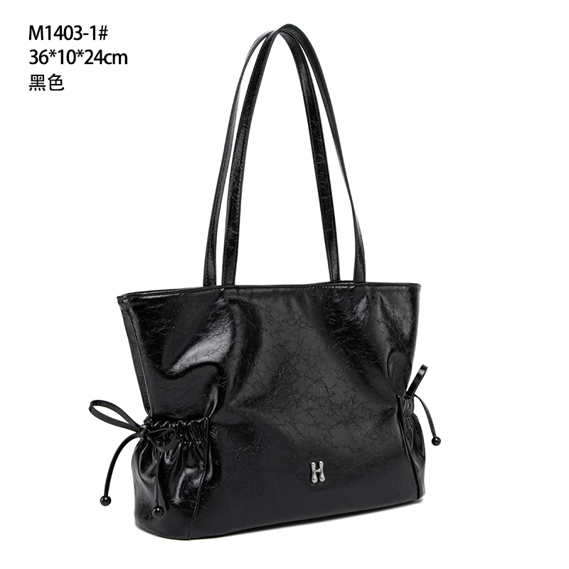 【初阳甄选】QYX-M1403-1-黑色轻奢风斜挎包韩版潮流通勤风