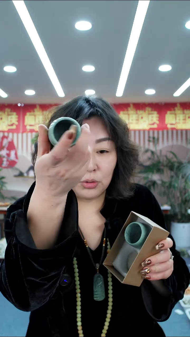 未镶嵌蛇纹石玉水杯多样式发货随机发一