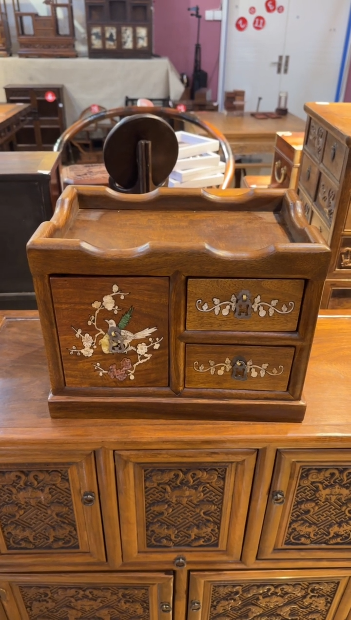 木文成箱   收纳箱  摆件