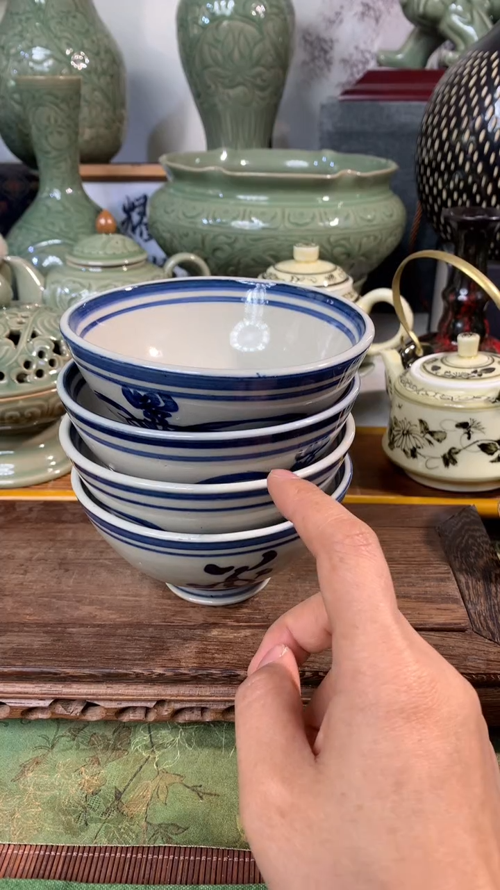 现代静*耀州窑白底阿蓝花瑕品12CM四只