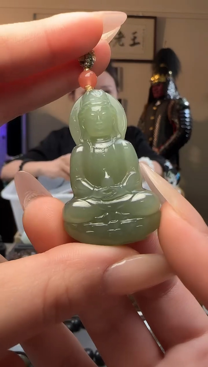 【闪购商品】和田玉晴水观音未镶嵌吊坠