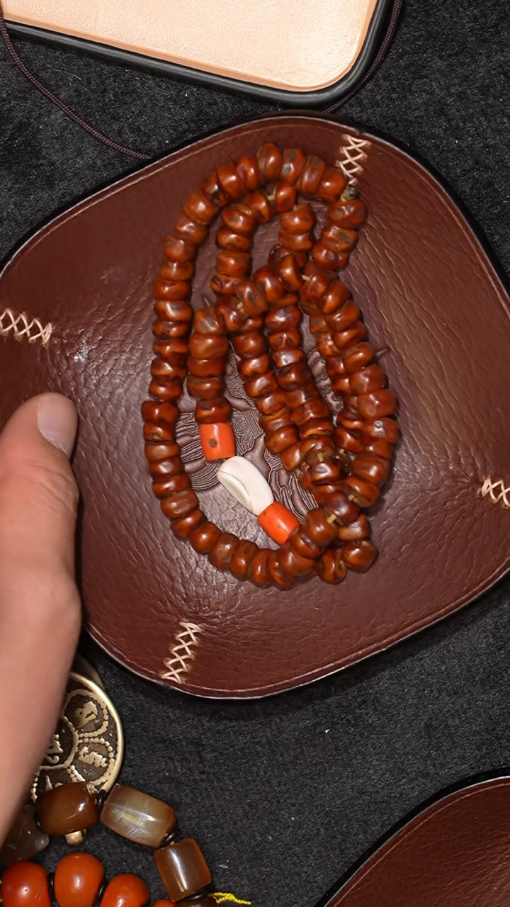 【闪购商品】冲赛康胡子哥，藏传念珠71