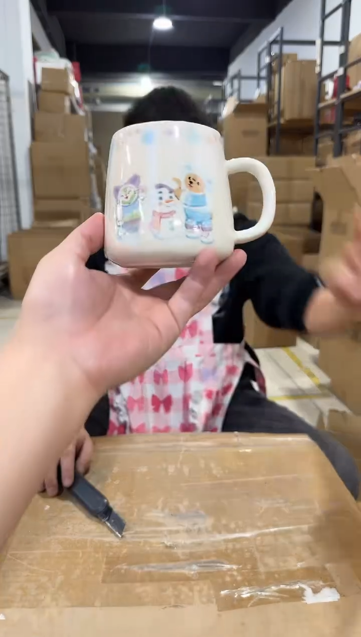 瓷片七宝大肚杯 