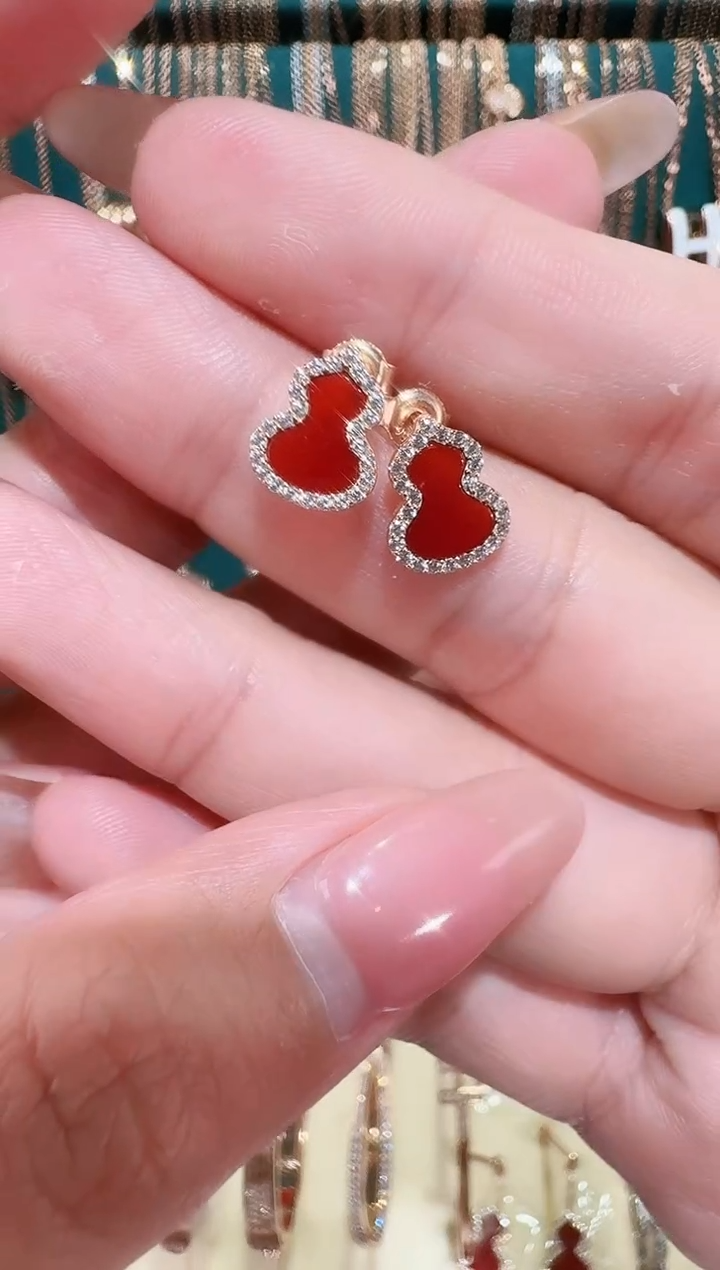 【闪购商品】玛瑙/玉髓耳钉18K金镶嵌耳钉