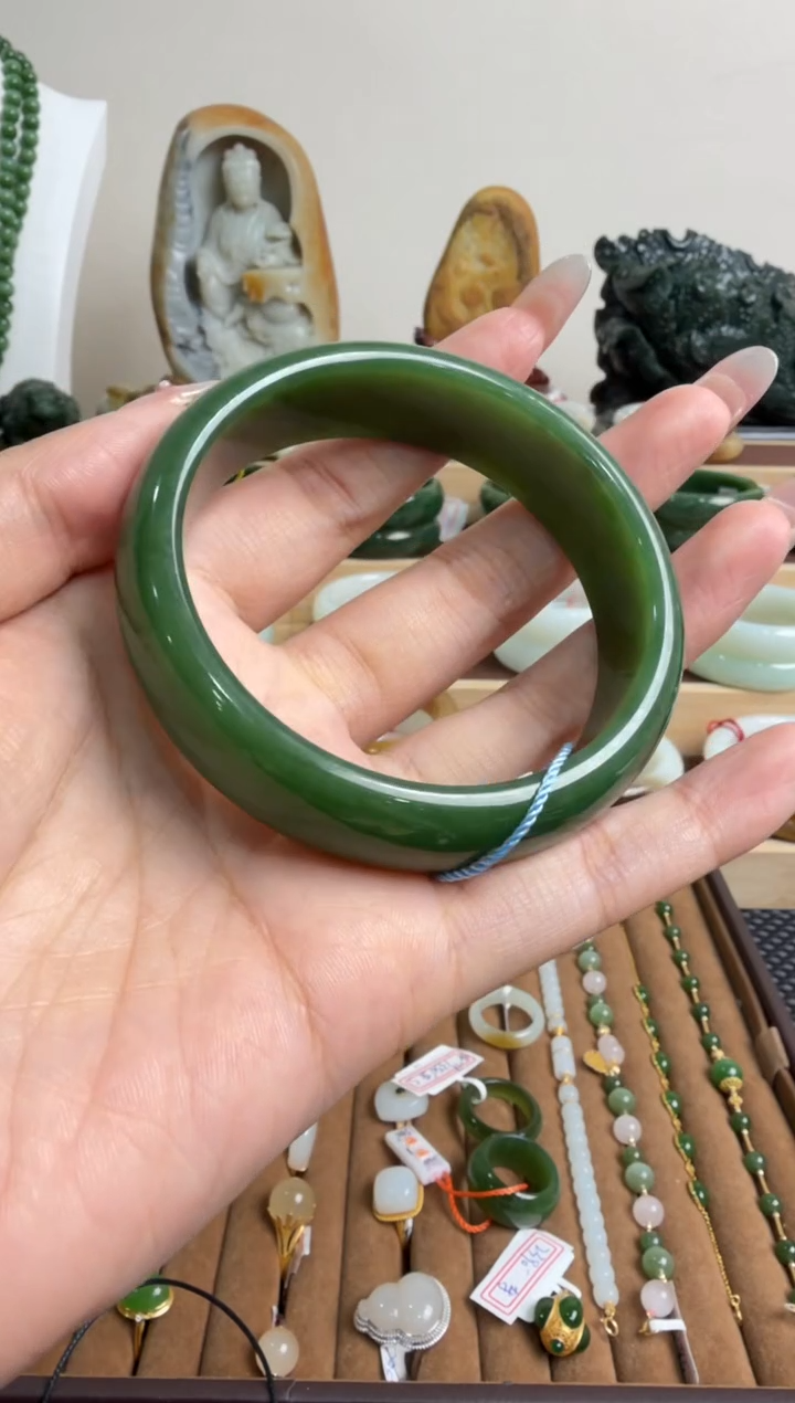 颈饰未镶嵌和田玉手镯59