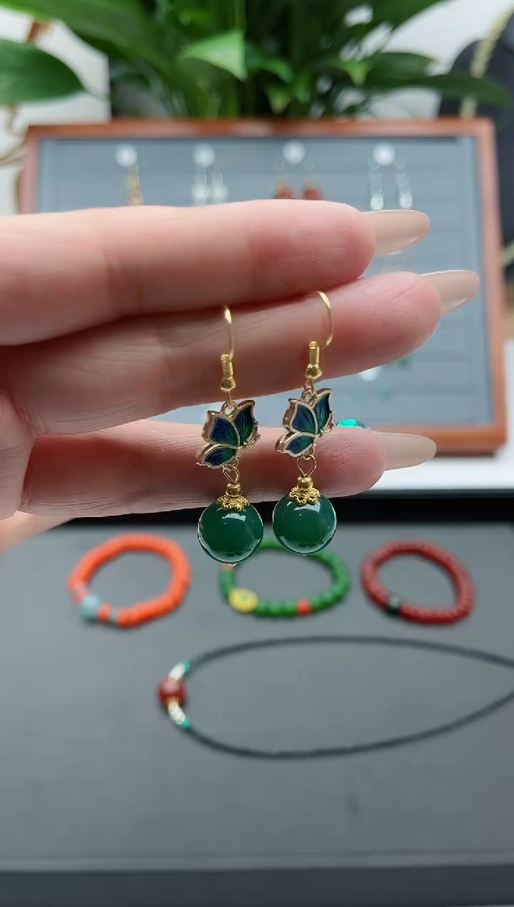 【闪购商品】玛瑙/玉髓耳饰银S925镀金镶嵌8822