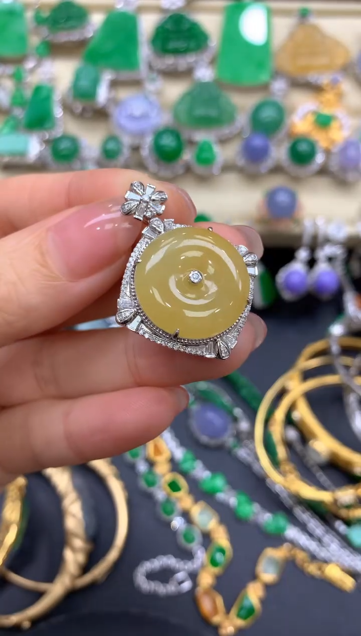 【闪购商品】翡翠颈饰18K金镶嵌530-中国好珍宝