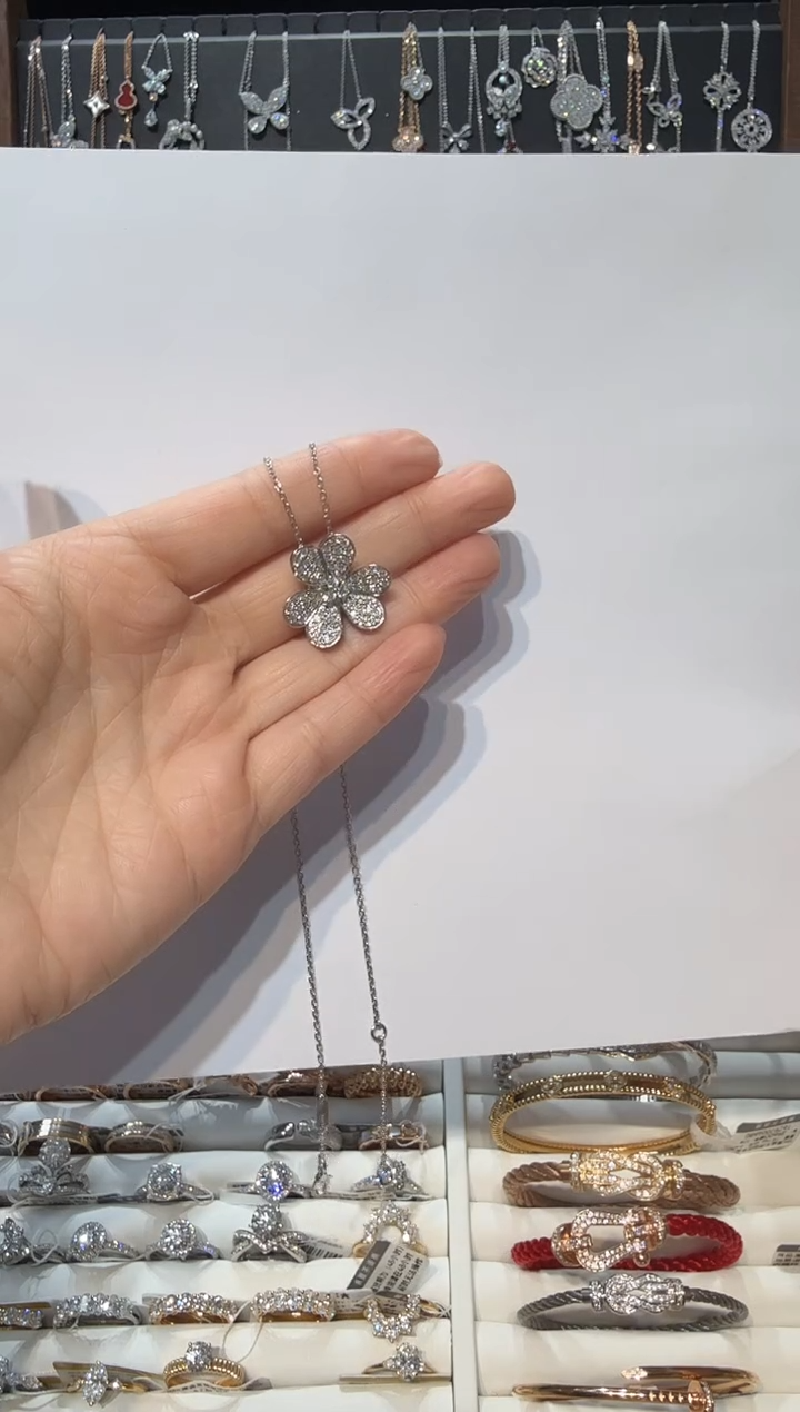 铂Pt950镶嵌实验室培育钻石项链