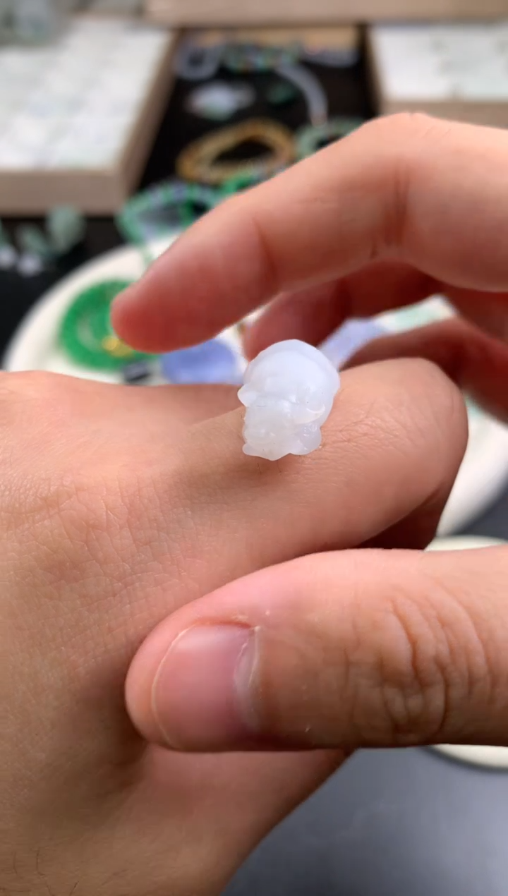 【闪购商品】定制翡翠未镶嵌翡翠