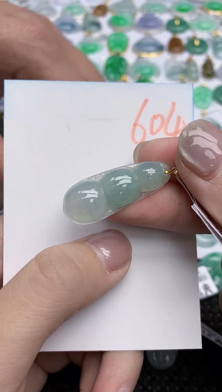 【闪购商品】翡翠颈饰18K金镶嵌天然翡翠A货