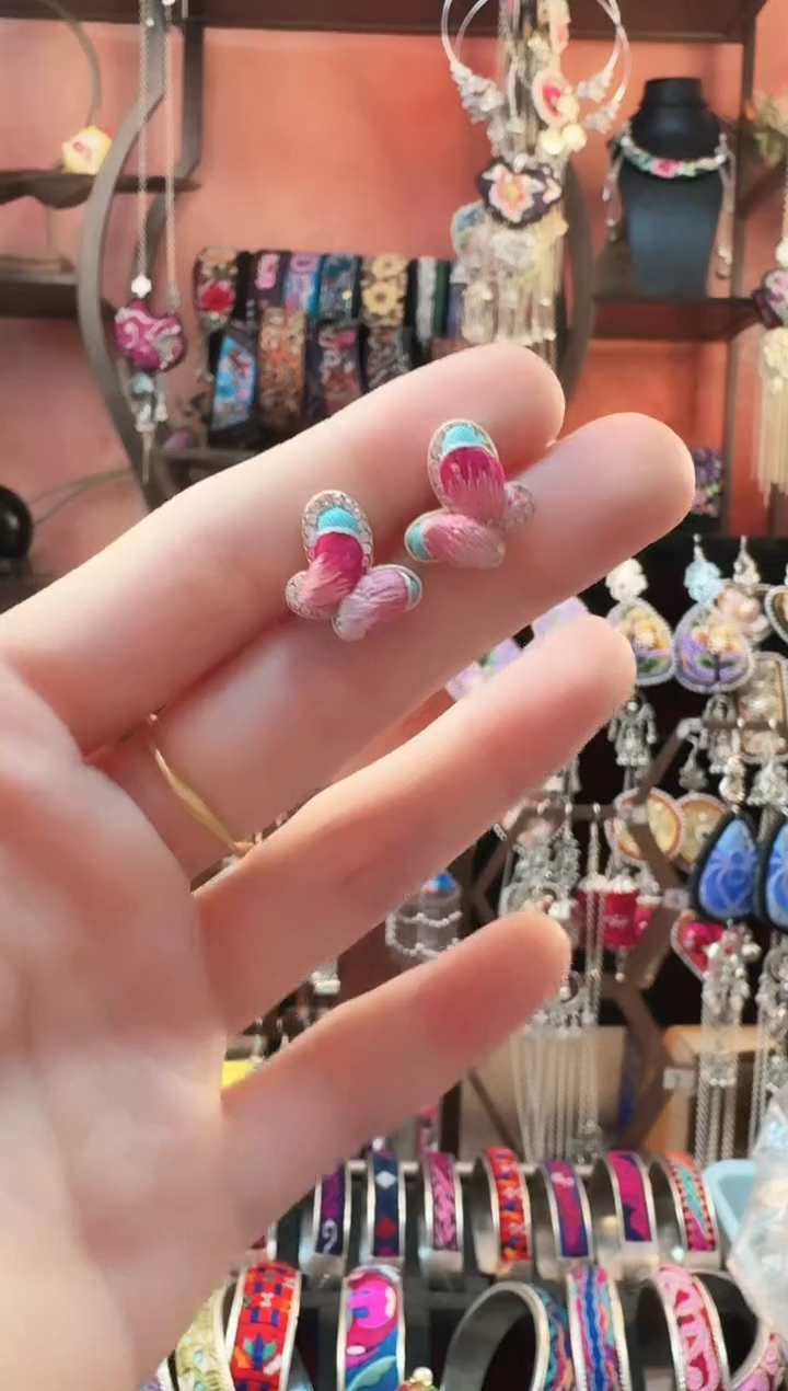 织绣 云织谣民族风精美饰品   160