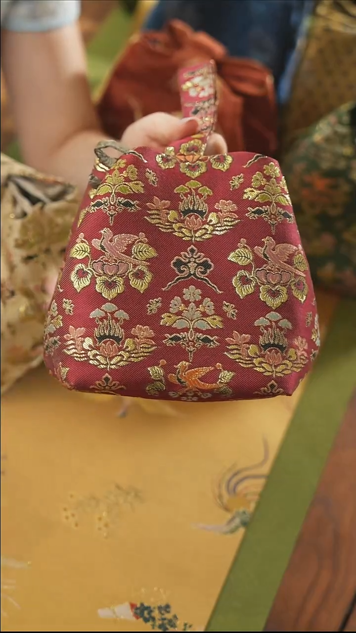 壶袋·············