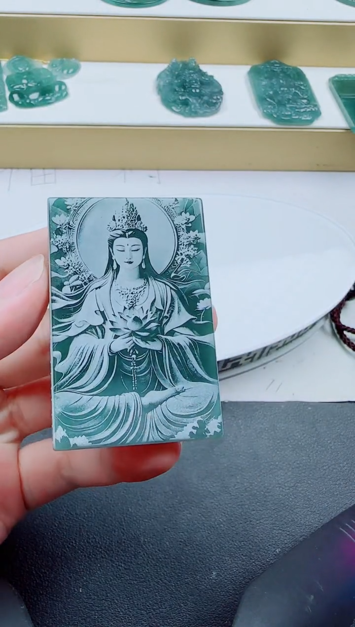 颈饰未镶嵌翡翠方观音2